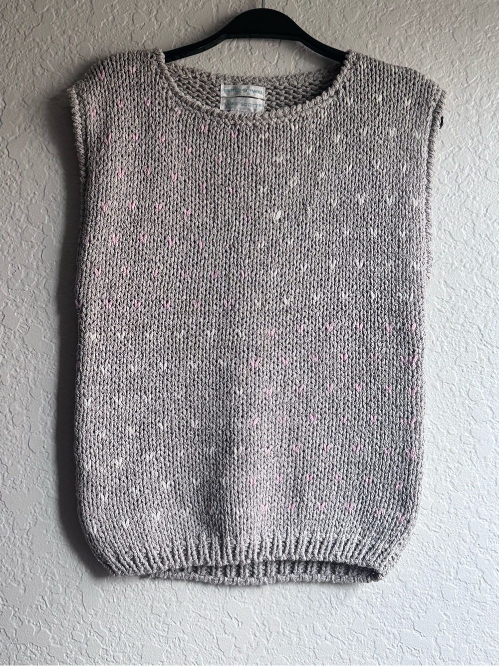 Vtg Jamie Scott Hand Knit Silk Blend Sweater Vest Gray Pink Medium Cottagecore